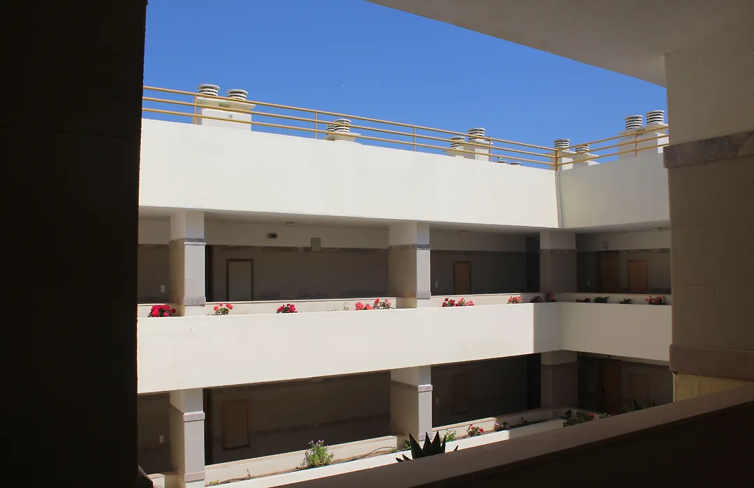 Apartamentos Varandas Da Rocha-1