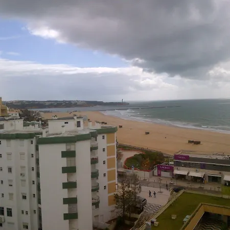 Apartamentos Varandas Da Rocha-3