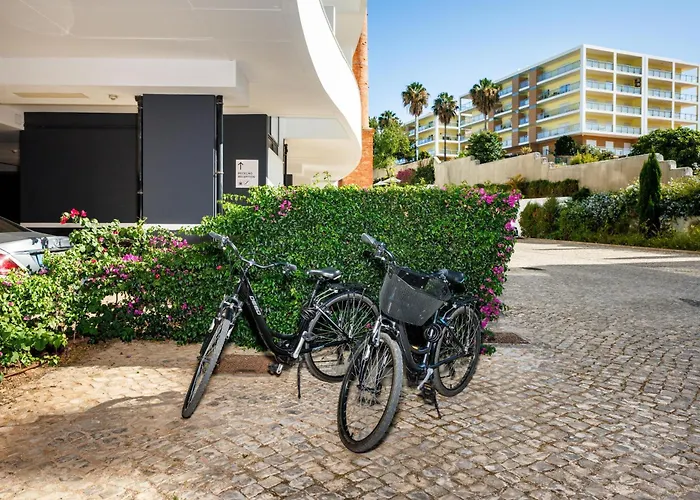  Jupiter Marina - Couples & Spa (Adults Only)