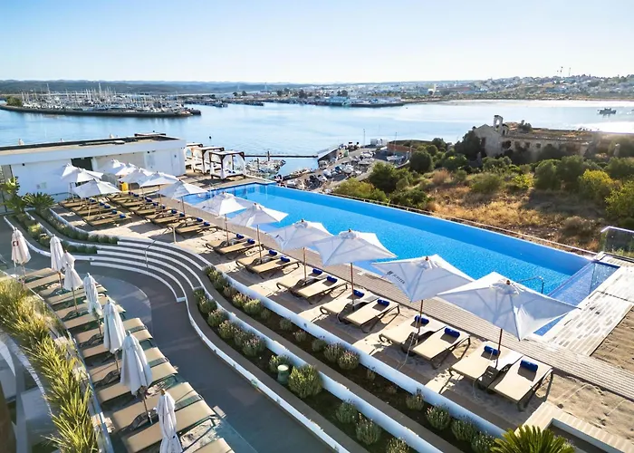 Hotel Romântico: Jupiter Marina Hotel - Couples & Spa (Adults Only)
